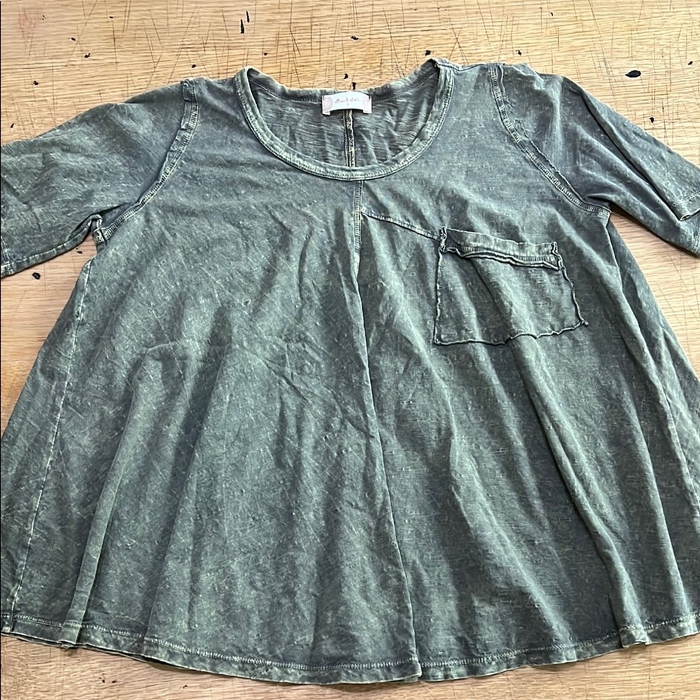 Casual Green Top with Pocket